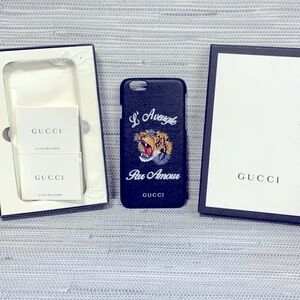 GUCCI I-PHONE CASE For 6,7,8 with‎ box NEW